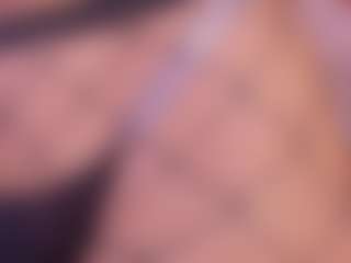 CrystalW's Live Sex Cam Show