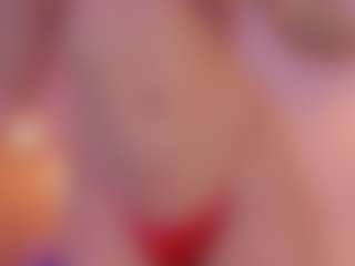 CrystalW's Live Sex Cam Show