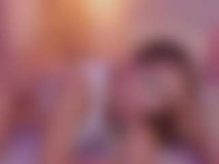 CrystalW's Live Sex Cam Show