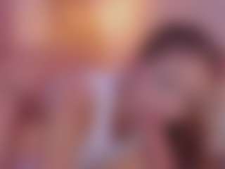 CrystalW's Live Sex Cam Show