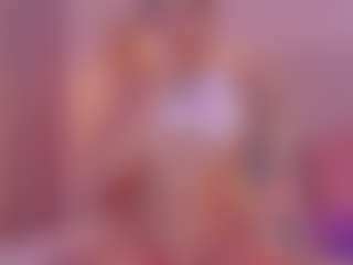 CrystalW's Live Sex Cam Show