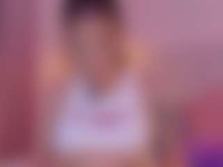 CrystalW's Live Sex Cam Show