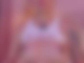 CrystalW's Live Sex Cam Show