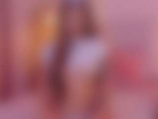 CrystalW's Live Sex Cam Show
