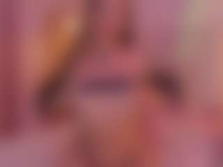 Live cam show with CrystalW - Brown Eyes on livesuperchat.net