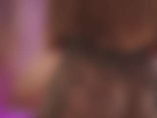 CrystalW's Live Sex Cam Show