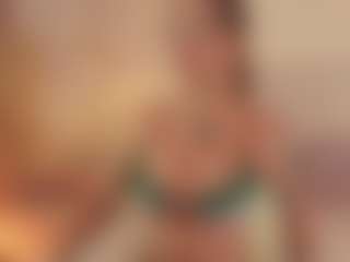 Live cam show with CrystalW - Latina on Camsoda