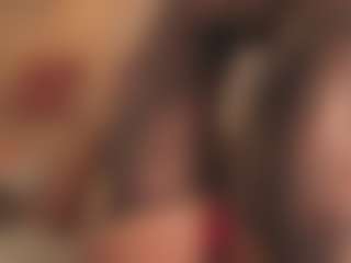 Live cam show with CrystalW - Spy Petite on Camsoda