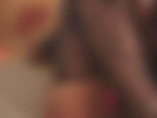 CrystalW's Live Sex Cam Show