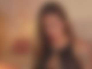 CrystalW's Live Sex Cam Show