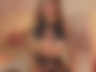 CrystalW's Live Sex Cam Show