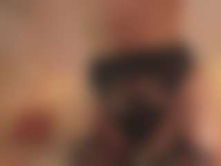 CrystalW's Live Sex Cam Show