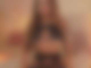 CrystalW's Live Sex Cam Show