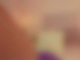 CrystalW's Live Sex Cam Show