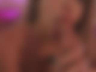 Live cam show with CrystalW - Athletic Lush on camwithhim.com