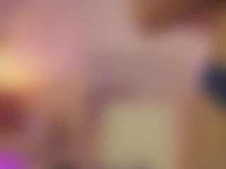 Live cam show with CrystalW - Twerk on hornycams.live