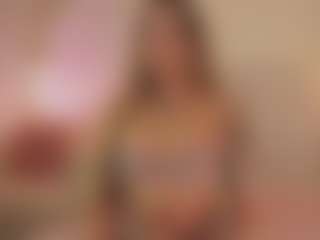 CrystalW's Live Sex Cam Show