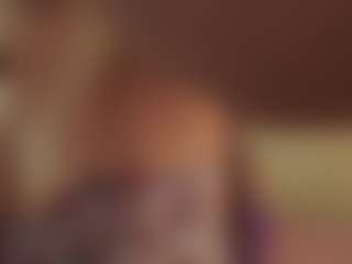 CrystalW's Live Sex Cam Show