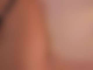 CrystalW's Live Sex Cam Show