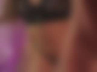 CrystalW's Live Sex Cam Show