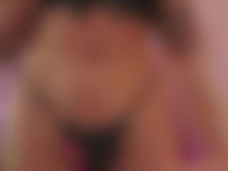 CrystalW's Live Sex Cam Show