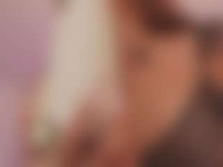 CrystalW's Live Sex Cam Show