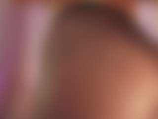 CrystalW's Live Sex Cam Show