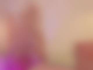 CrystalW's Live Sex Cam Show