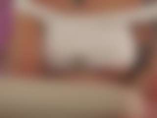 CrystalW's Live Sex Cam Show