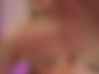 Live cam show with CrystalW - Cute on Hubzter Live