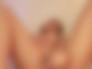 Live cam show with CrystalW - Bikini on Fit Hotties