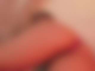 CrystalW's Live Sex Cam Show