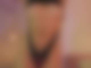 CrystalW's Live Sex Cam Show