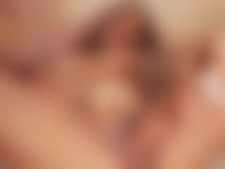 Live cam show with CrystalW - Striptease Latina on Camsoda