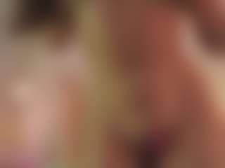 Live cam show with CrystalW - Athletic BBW on x69.live