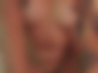 Live cam show with CrystalW - Blonde Hair Teen (18+) on 1on1-livenow