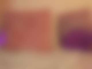 CrystalW's Live Sex Cam Show