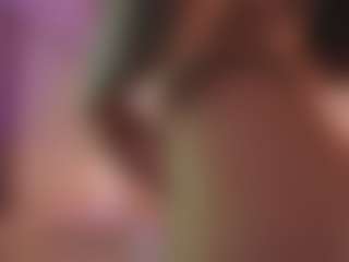 CrystalW's Live Sex Cam Show