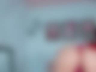 Live cam show with Emily-Parrker - Body Massage on instabang