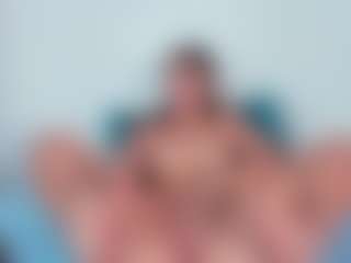 Emily-Parrker's Live Sex Cam Show
