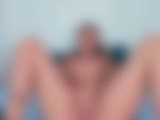 Emily-Parrker's Live Sex Cam Show
