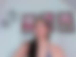 Live cam show with Emily-Parrker - Body Massage on TottyGirls