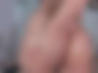 Live cam show with Emily-Parrker - Young Adult on x69.live