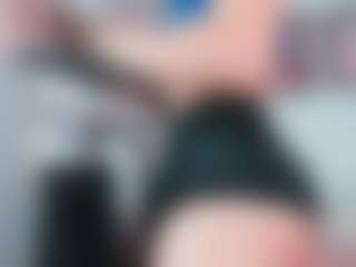 Emily-Parrker's Live Sex Cam Show