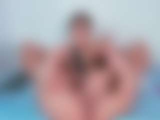 Emily-Parrker's Live Sex Cam Show