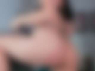 Emily-Parrker's Live Sex Cam Show