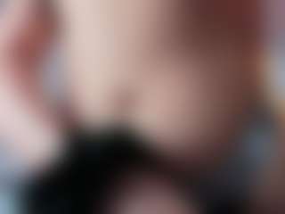 Live cam show with Emily-Parrker - Small Tits Teen (18+) on SpunkLive