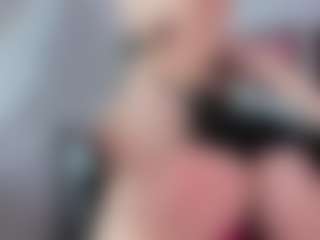 Emily-Parrker's Live Sex Cam Show