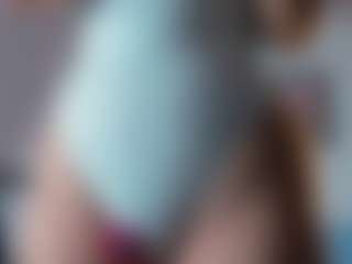 Emily-Parrker's Live Sex Cam Show