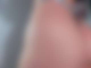 Emily-Parrker's Live Sex Cam Show
